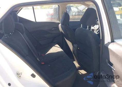 2022 Nissan Kicks Sv Xtronic Cvt z USA, uszkodzony, nr VIN 3N1CP5CVXNL524069